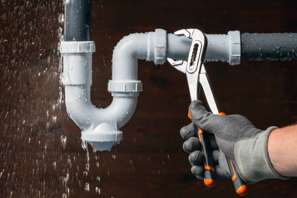 Professional Gas Line Repair technician working in Jerome, IL